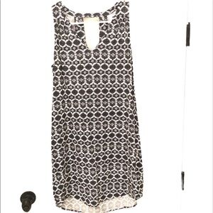 2/$15 Old Navy - Black & White Printed Sleeveless Mini Dress Size SP